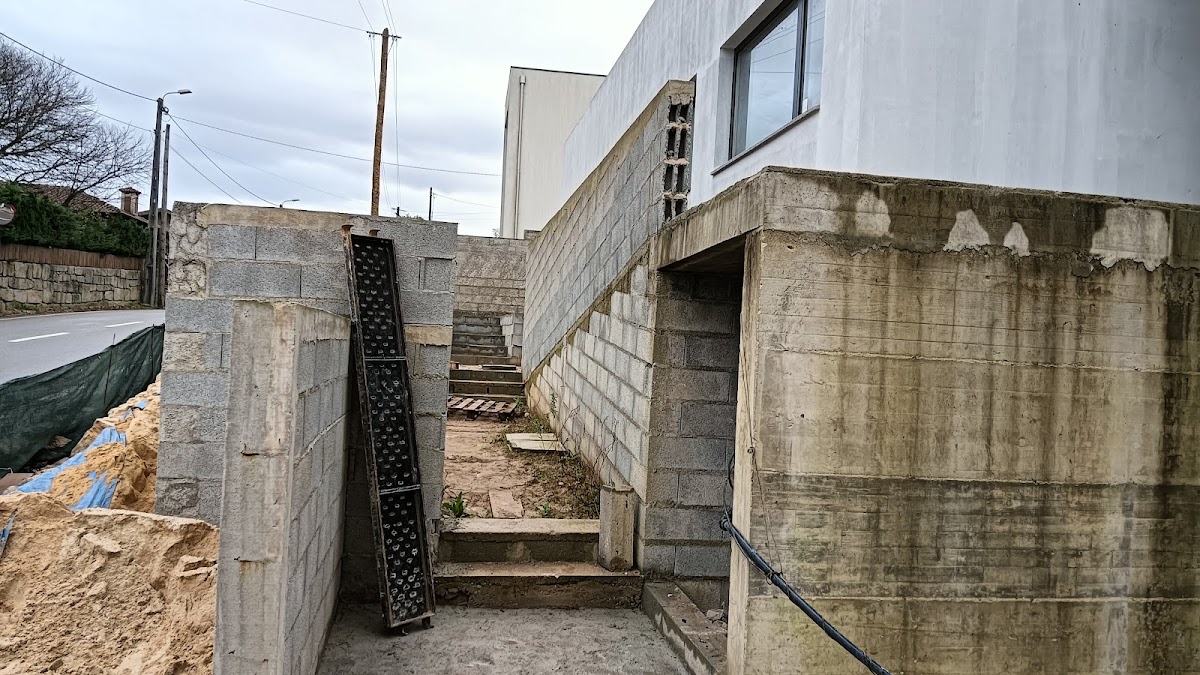 Pórtico peculiar unipessoal LDA alvará 119195-PAR foto 7